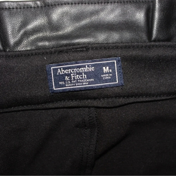 NWT Abercrombie Ultra Hi Rise Faux-Leather Paperbag Belted Pants Size Medium R - Picture 9 of 11